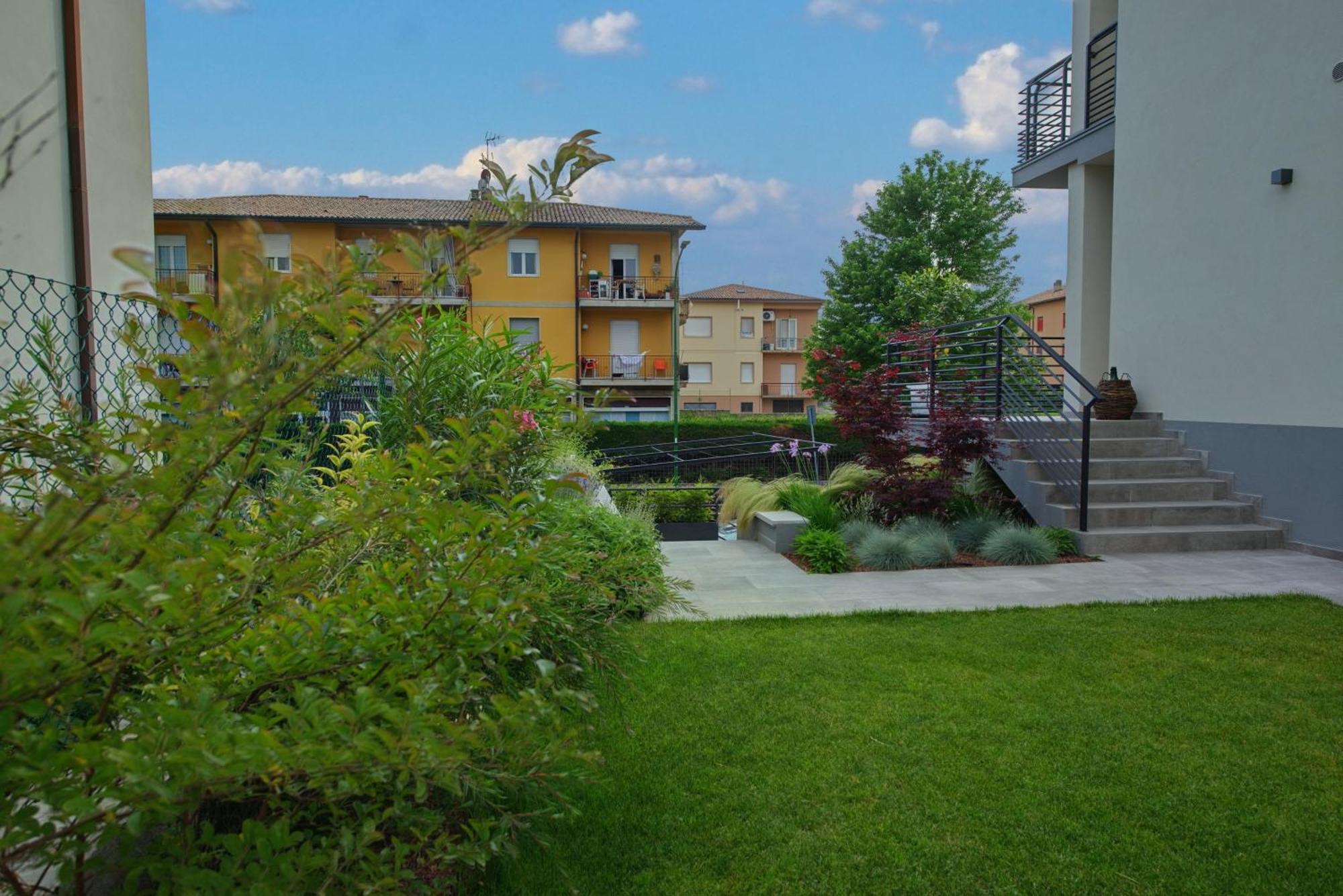 פסקיארה דל גארדה Via Goito 25 Rooms & Apartment מראה חיצוני תמונה