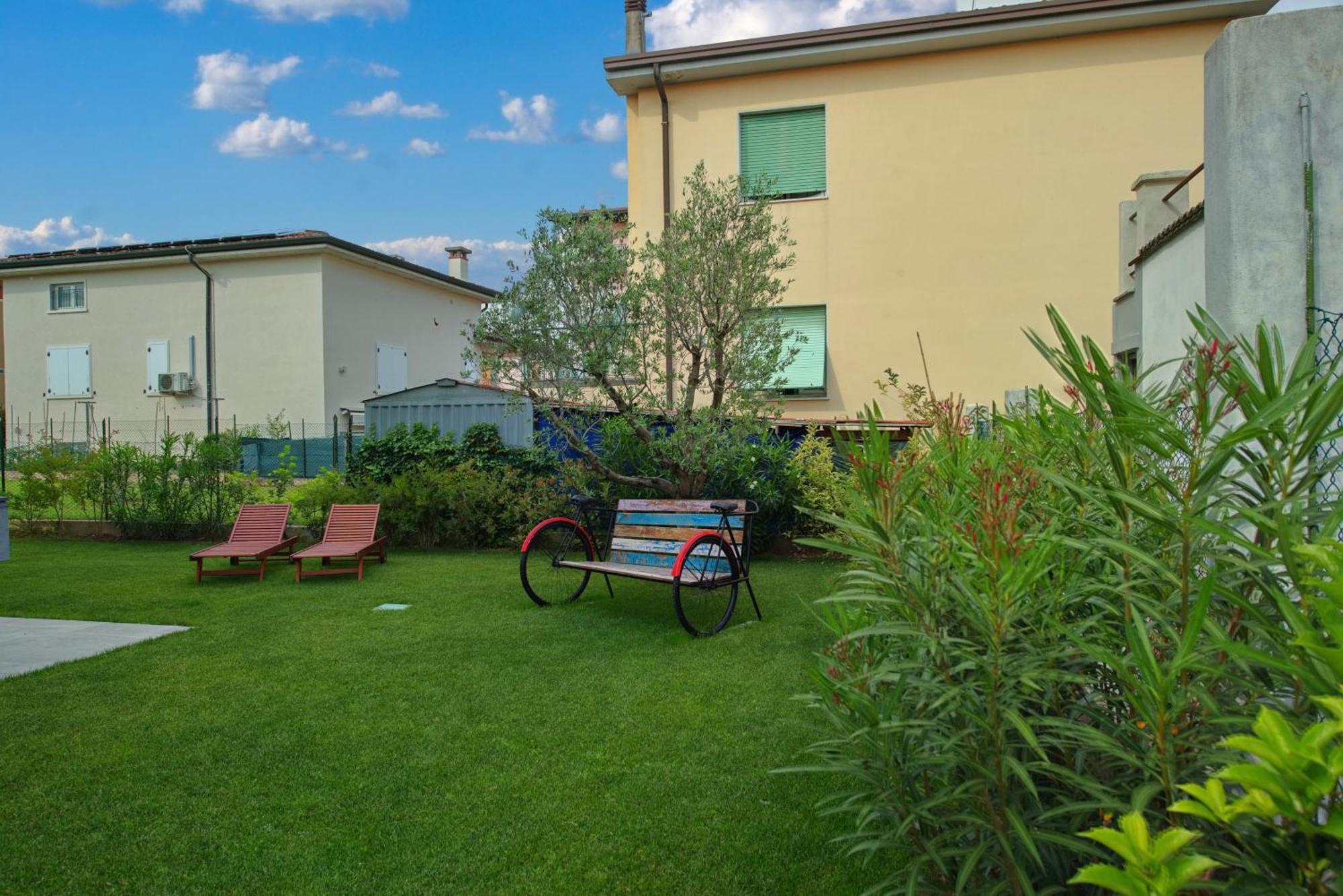 פסקיארה דל גארדה Via Goito 25 Rooms & Apartment מראה חיצוני תמונה
