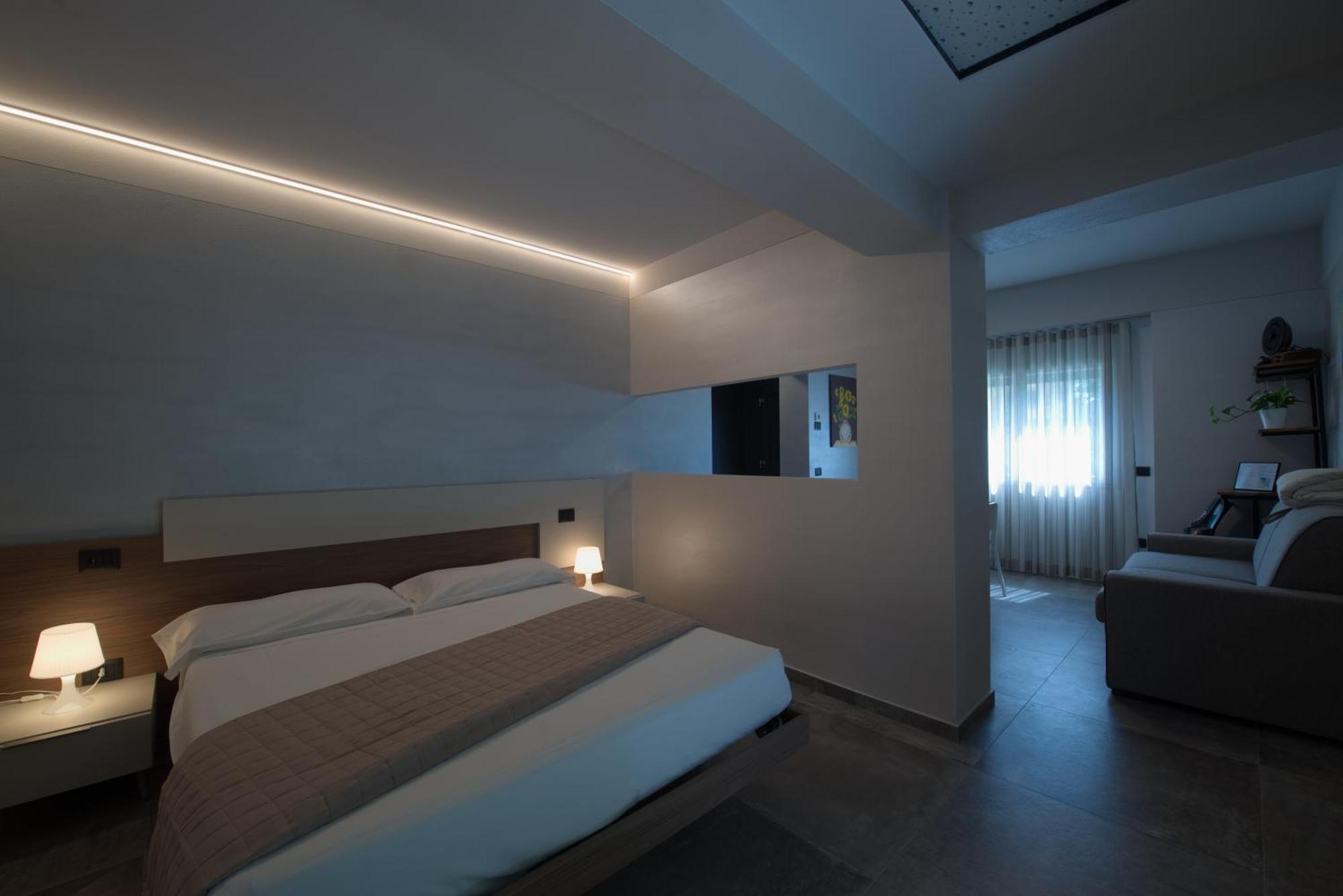 פסקיארה דל גארדה Via Goito 25 Rooms & Apartment מראה חיצוני תמונה