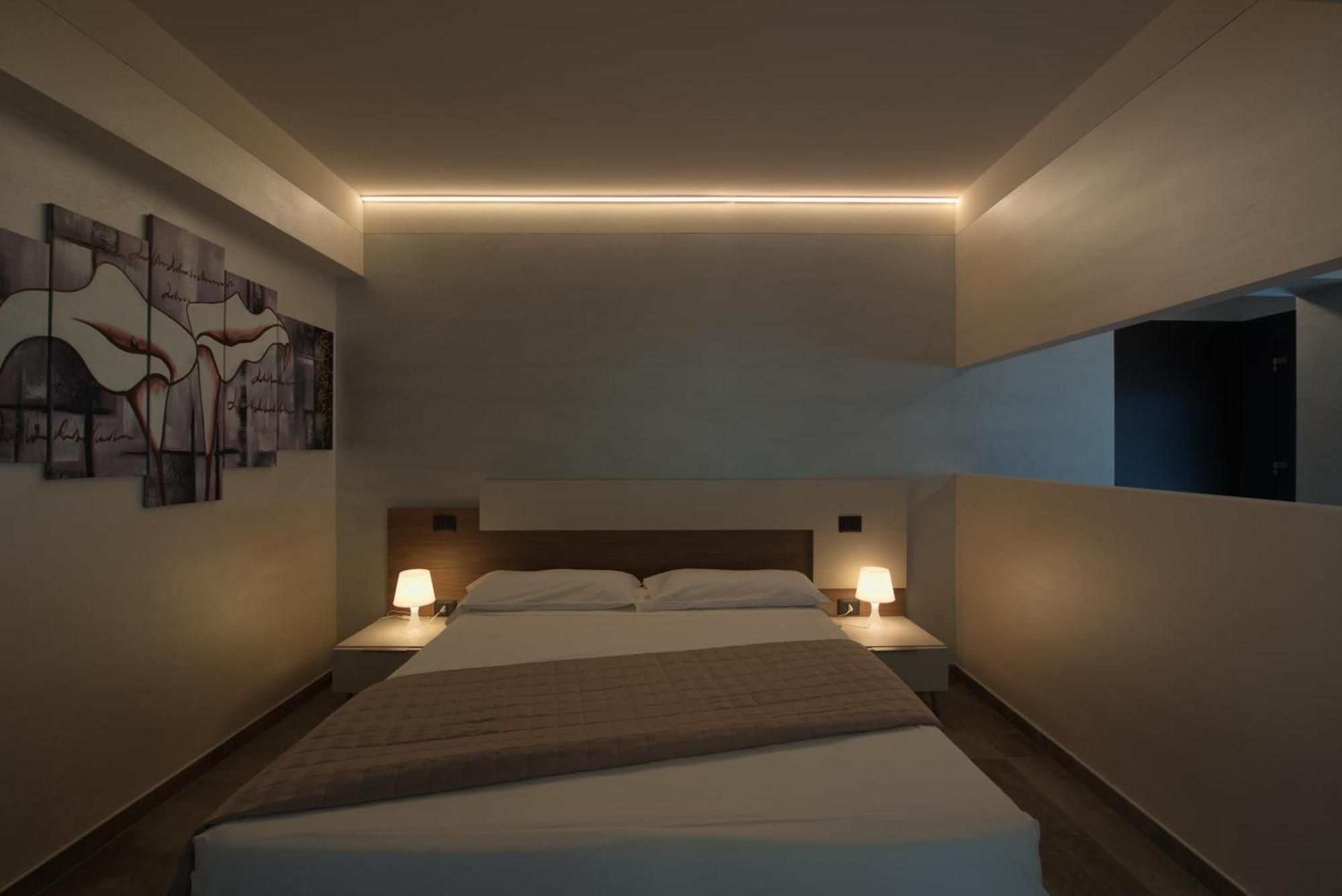 פסקיארה דל גארדה Via Goito 25 Rooms & Apartment מראה חיצוני תמונה