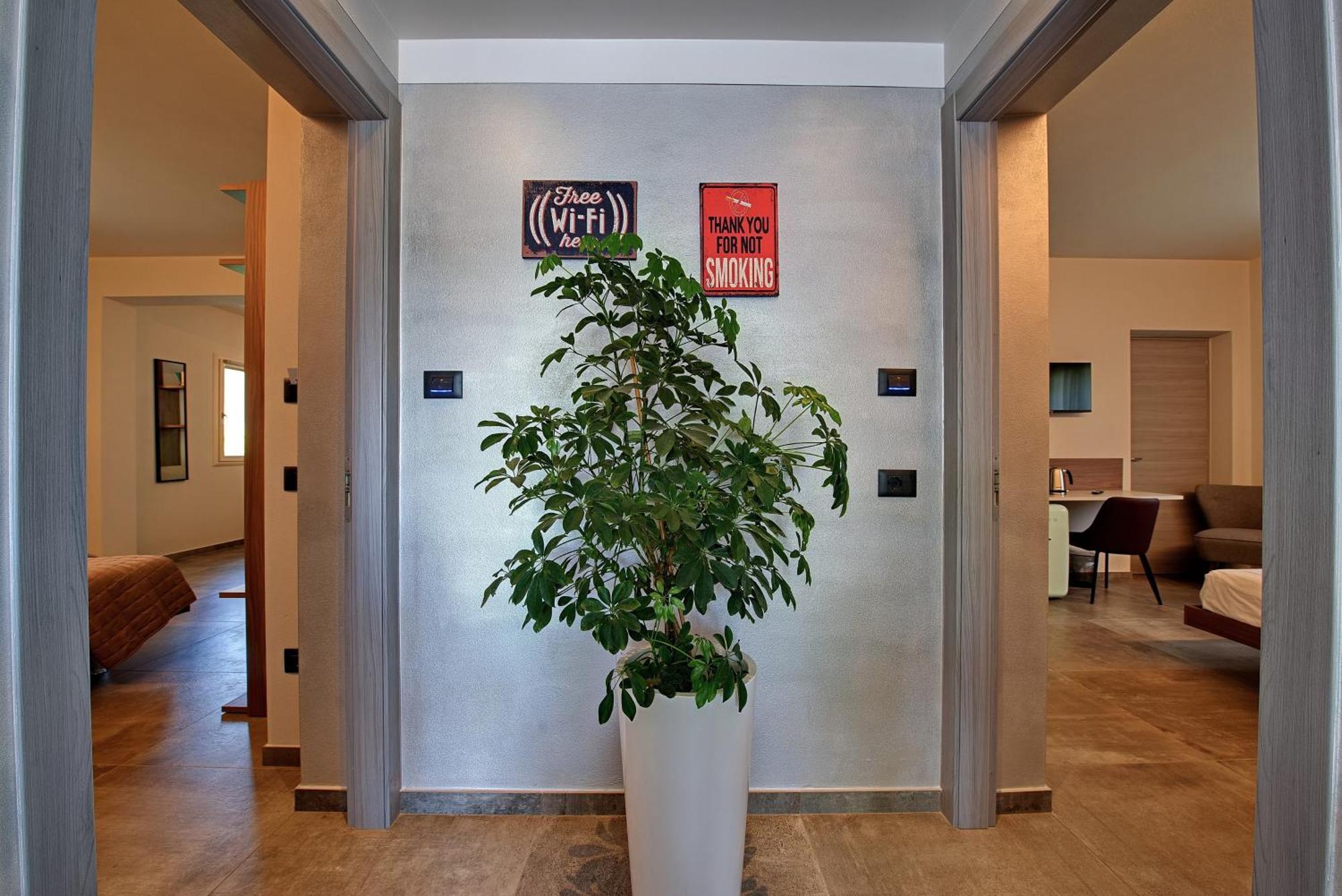 פסקיארה דל גארדה Via Goito 25 Rooms & Apartment מראה חיצוני תמונה